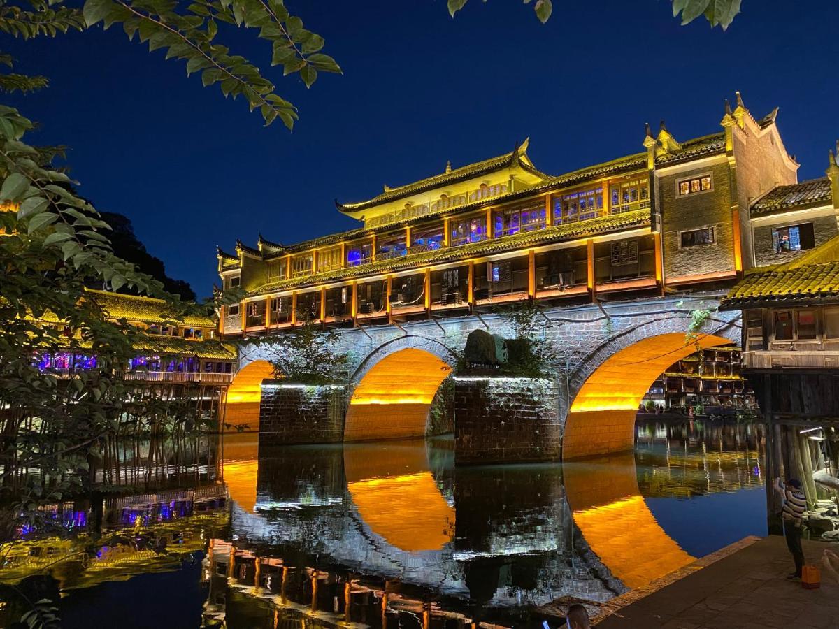 Hemu House Hotel Phượng Hoàng cổ trấn Ngoại thất bức ảnh