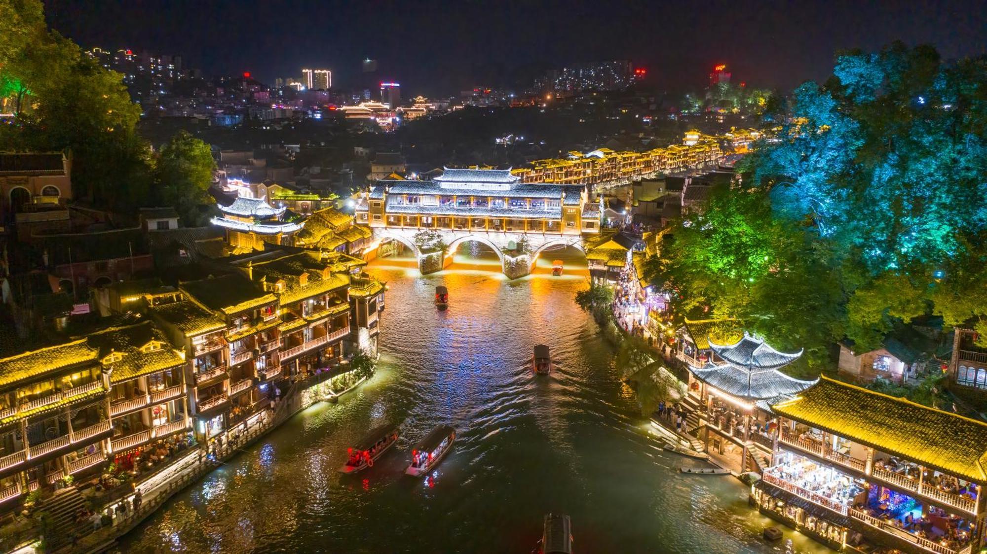 Hemu House Hotel Phượng Hoàng cổ trấn Ngoại thất bức ảnh